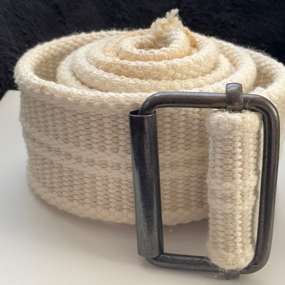 Mens Canvas Belts Cream and Brown Size 28 - Picture 3 of 3